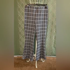 Black/White Plaid wide/flare lag poly/cotton pants